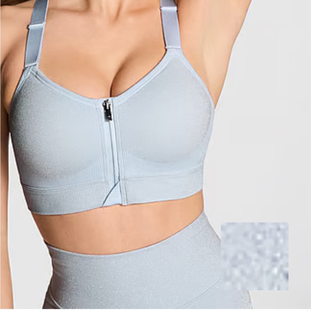 Front Cloxe/Hi Support Glimmer Sports Bra